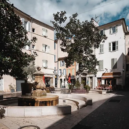 Terrasse Tropezienne *